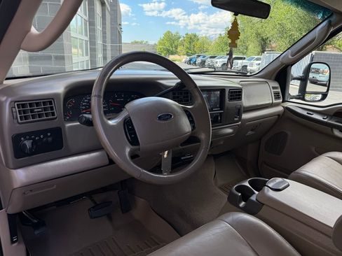 Used 2004 Ford F350 Lariat AWD/4WD image 25