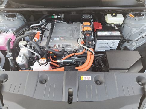 Used 2026 Toyota C-HR AWD/4WD image 32