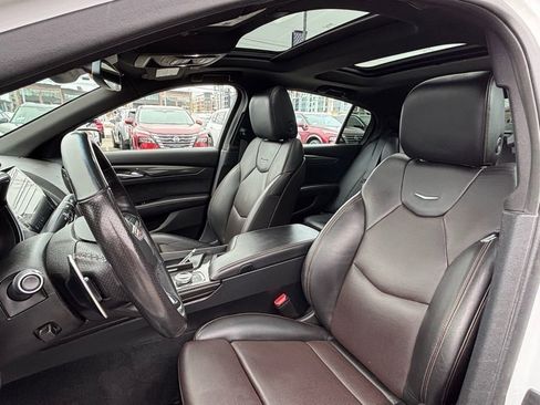 Used 2022 Cadillac CT5 Sport image 16