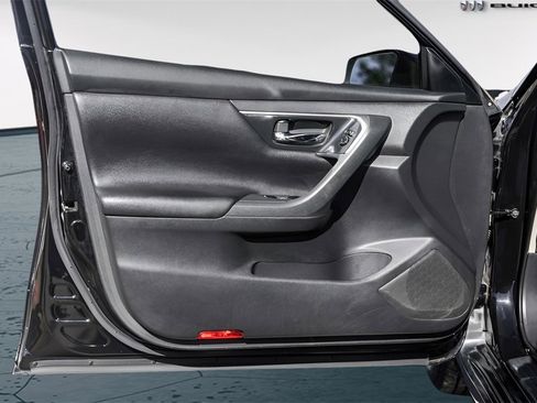 Used 2013 Nissan Altima 2.5 S image 24