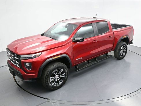 Used 2024 GMC Canyon AT4 w/ Canyon Safety Plus Package AWD/4WD image 33