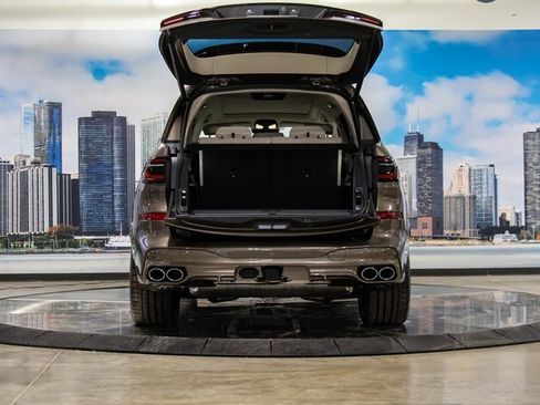 New 2026 BMW ALPINA XB7 image 12