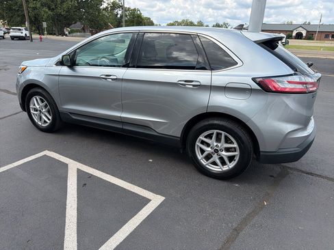 Certified 2024 Ford Edge SEL AWD/4WD image 3