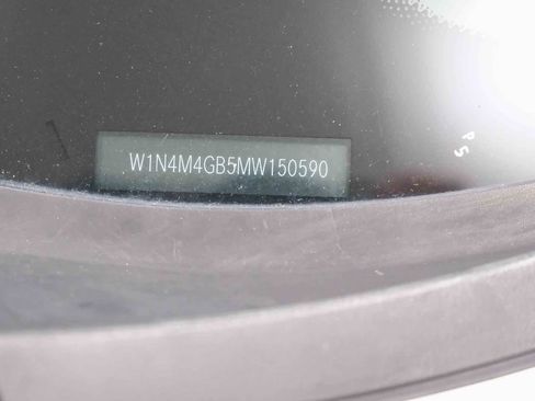 Certified 2021 Mercedes-Benz GLB 250 image 30