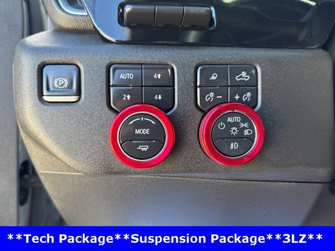 Used 2024 Chevrolet Silverado 1500 High Country w/ Technology Package image 28