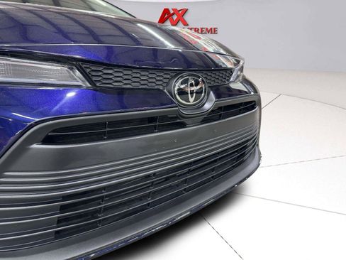 Used 2023 Toyota Corolla LE w/ Carpet Mat Package (TMS) FWD image 11