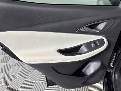 Used 2024 Buick Encore GX Avenir w/ Avenir Technology Package FWD image 25