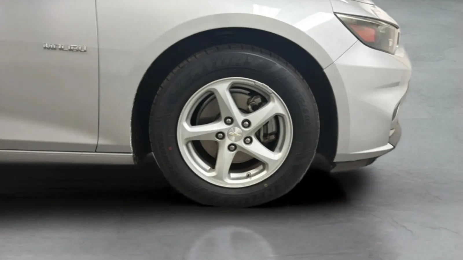 Used 2017 Chevrolet Malibu LS FWD image 26
