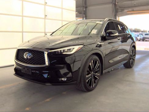 Used 2020 INFINITI QX50 Sensory w/ Proactive Package FWD image 2