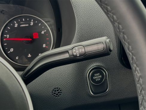 Used 2024 Mercedes-Benz Sprinter 2500 image 21