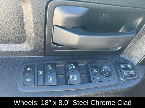 Used 2023 RAM 2500 Tradesman w/ Chrome Appearance Group image 21