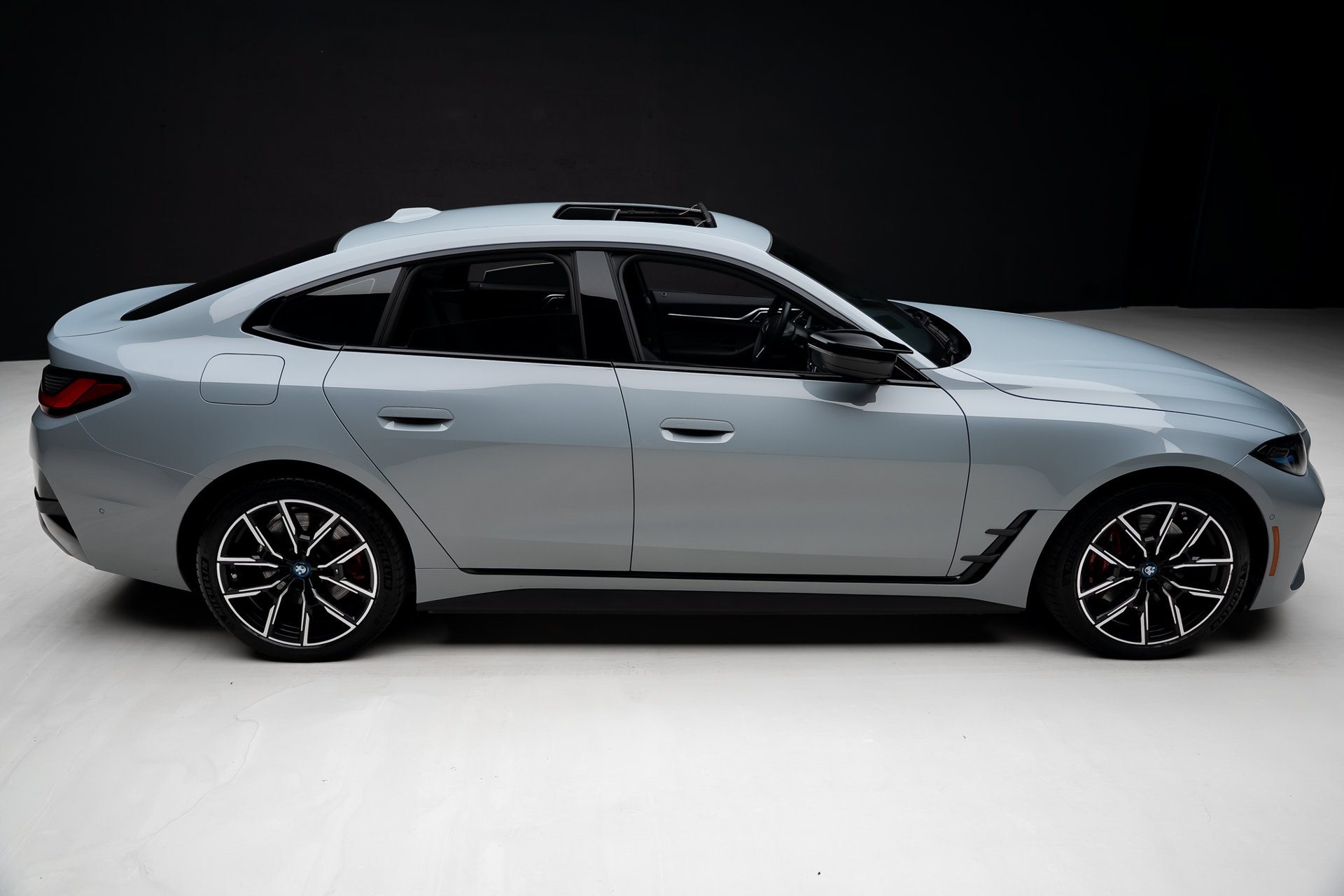 Used 2023 BMW i4 M50 w/ Premium Package AWD/4WD image 34
