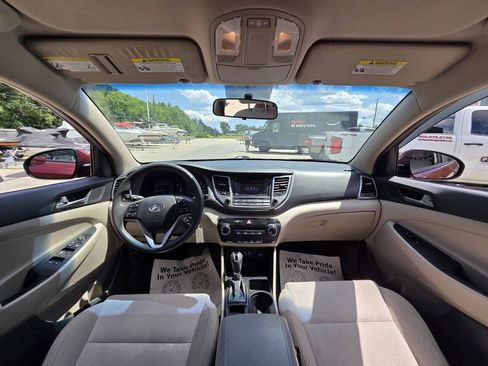 Used 2017 Hyundai Tucson SE w/ SE Popular Package 02 FWD image 18