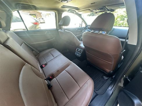 Used 2019 Subaru Outback 2.5i Touring w/ Popular Package #3A AWD/4WD image 40