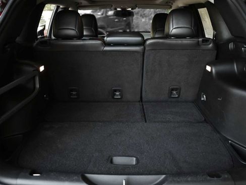 Used 2016 Jeep Cherokee Limited image 8