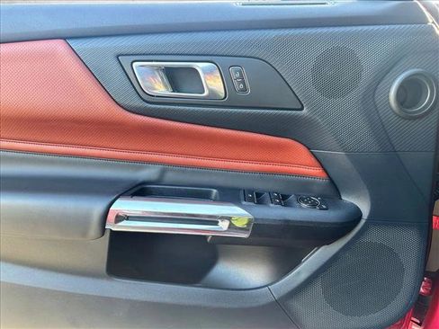 Used 2024 Ford Mustang GT Premium image 8