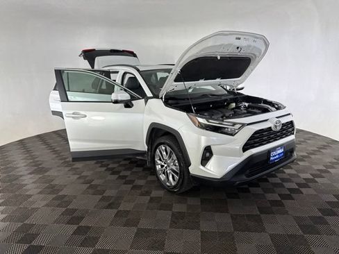 Used 2025 Toyota RAV4 XLE Premium w/ Weather Package AWD/4WD image 15