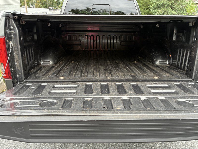 Used 2015 Ford F150 XLT w/ Equipment Group 302A Luxury AWD/4WD image 18