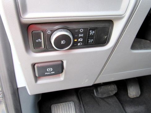 Used 2023 Ford F150 XLT image 18