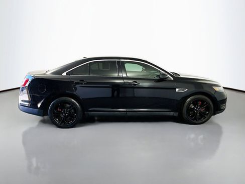 Used 2016 Ford Taurus SEL FWD image 8