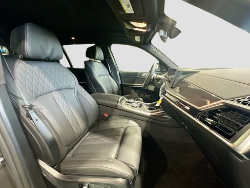 New 2027 BMW X7 M60i AWD/4WD image 31