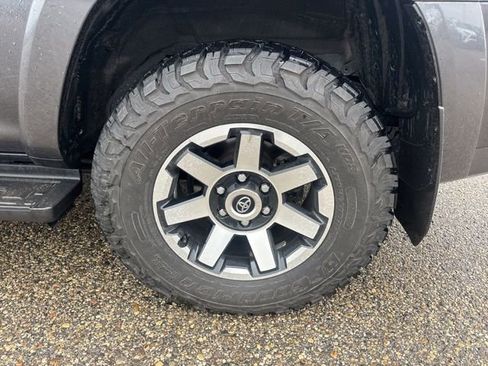 Used 2023 Toyota 4Runner TRD Off-Road Premium image 9