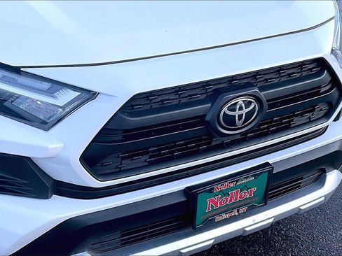 Used 2024 Toyota RAV4 Adventure image 28