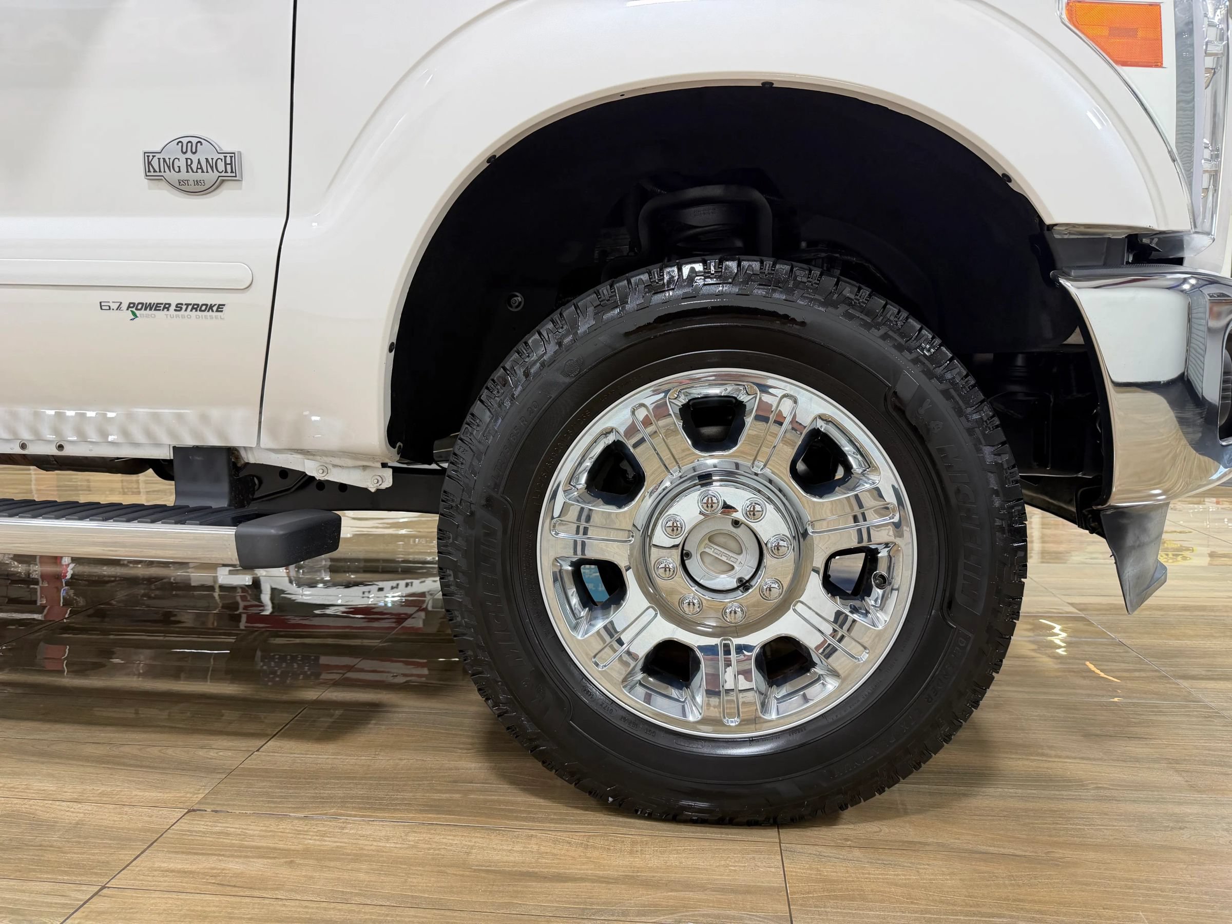 Used 2016 Ford F350 King Ranch AWD/4WD image 5