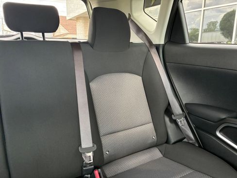 Used 2025 Kia Soul LX w/ LX Technology Package FWD image 35
