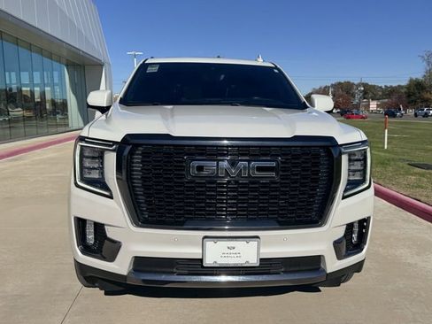 Used 2024 GMC Yukon Denali Ultimate image 8