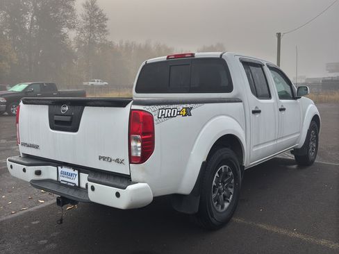 Used 2018 Nissan Frontier PRO-4X image 30