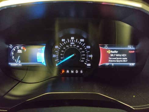 Used 2016 Ford Edge Titanium w/ Technology Package image 23