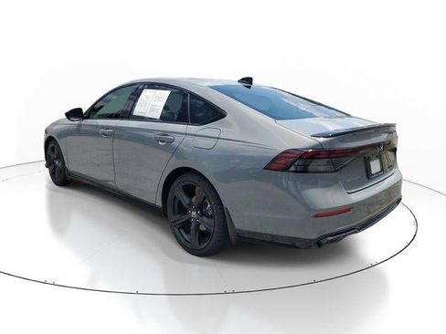 Used 2025 Honda Accord Sport image 4