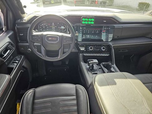 Used 2024 GMC Sierra 1500 AT4X image 19