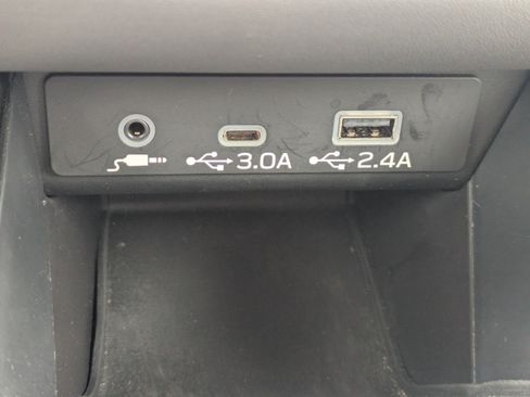 Used 2023 Subaru Outback Onyx Edition image 27