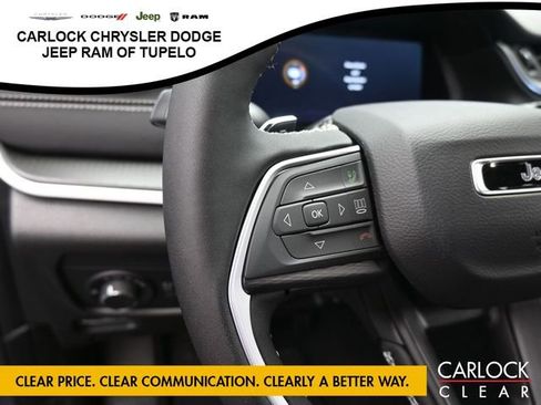 New 2025 Jeep Grand Cherokee Altitude image 15