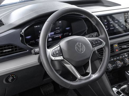 Used 2024 Volkswagen Taos SE w/ Panoramic Sunroof Package AWD/4WD image 35