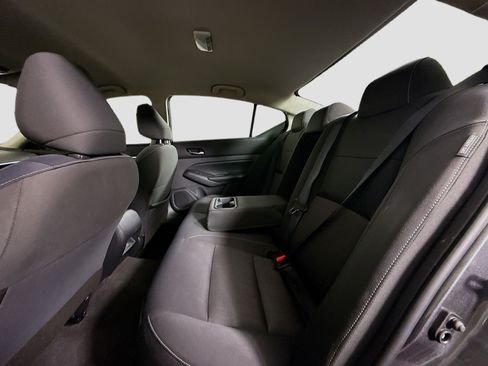 Used 2022 Nissan Altima 2.5 SV FWD image 25