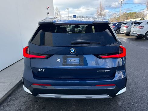 Certified 2023 BMW X1 xDrive28i w/ Convenience Package image 5