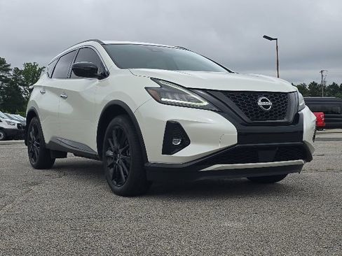 Used 2023 Nissan Murano SV w/ SV Midnight Edition Package FWD image 7