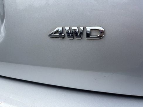 Used 2013 Nissan Pathfinder S AWD/4WD image 12