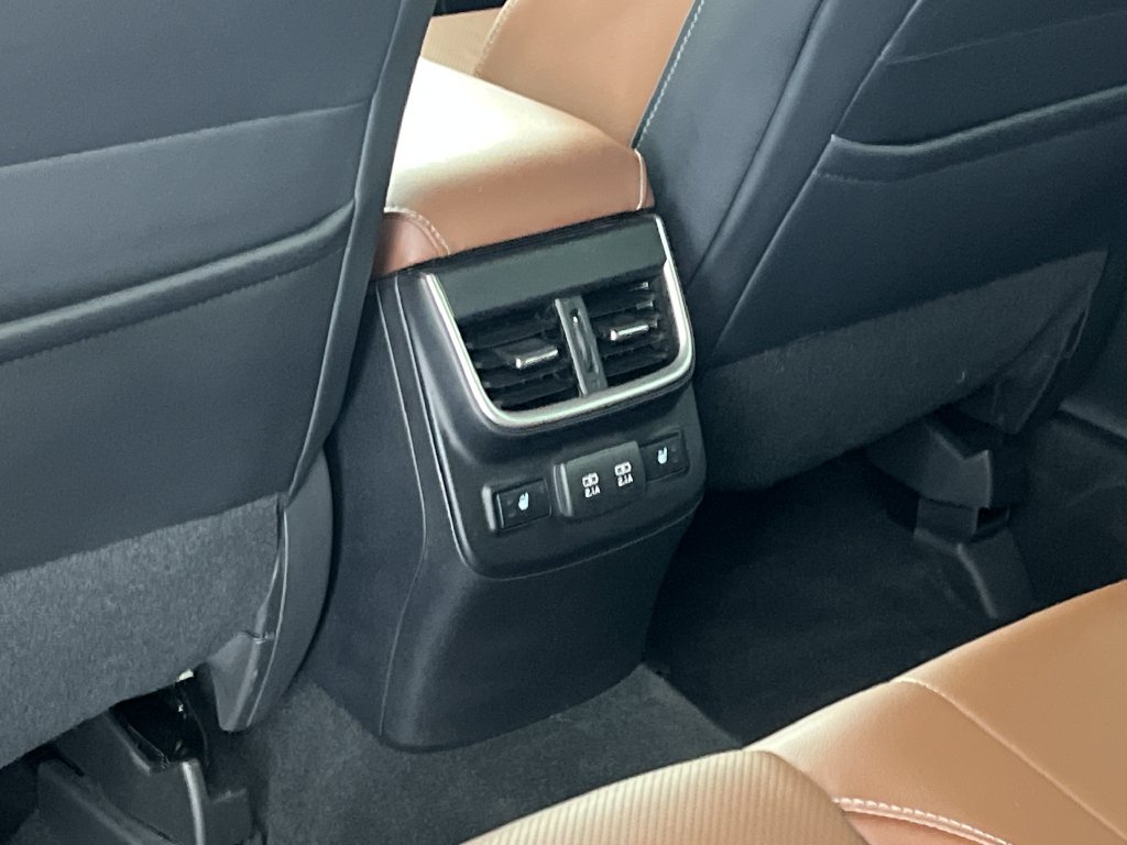 Used 2020 Subaru Outback Touring XT AWD/4WD image 46