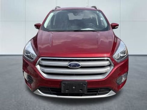 Used 2017 Ford Escape Titanium image 9