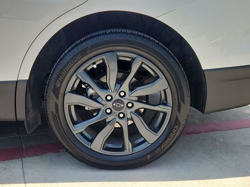 Certified 2023 Chevrolet Equinox RS w/ LPO, Floor Liner Package FWD image 31