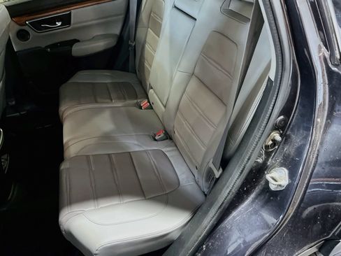 Used 2018 Honda CR-V Touring image 24