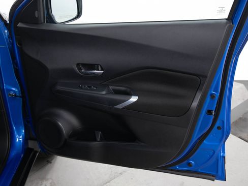 Used 2023 Nissan Kicks SV FWD image 9