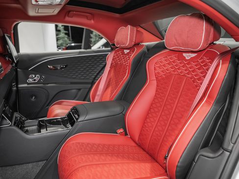 New 2026 Bentley Flying Spur Plug-In Hybrid AWD/4WD image 22
