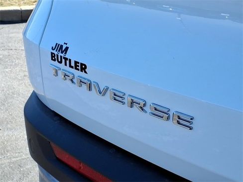 New 2026 Chevrolet Traverse LT w/ Driver Confidence Package image 25