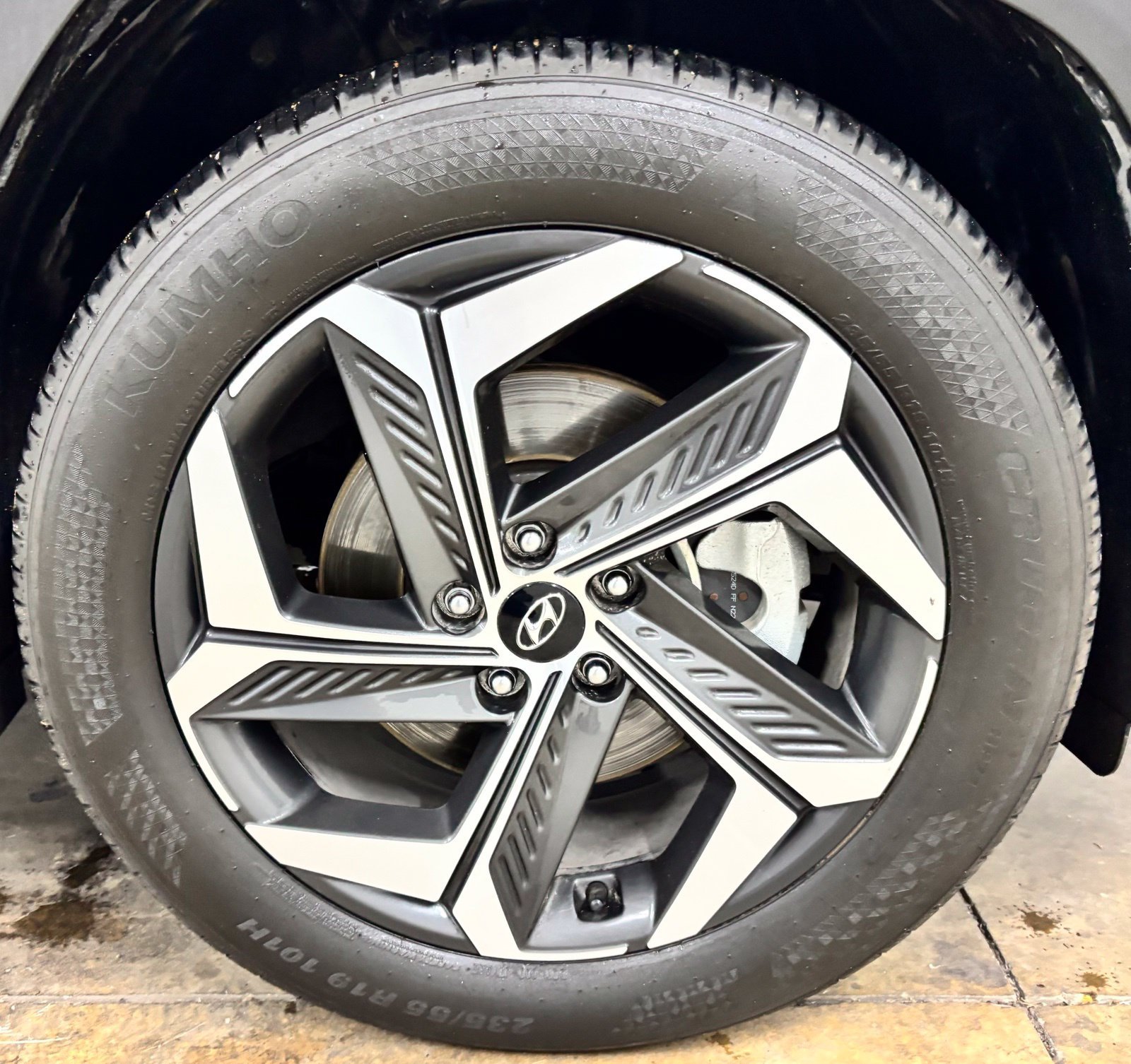 Certified 2023 Hyundai Tucson Limited FWD image 8
