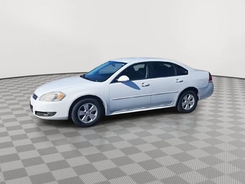 Used 2011 Chevrolet Impala LT image 4
